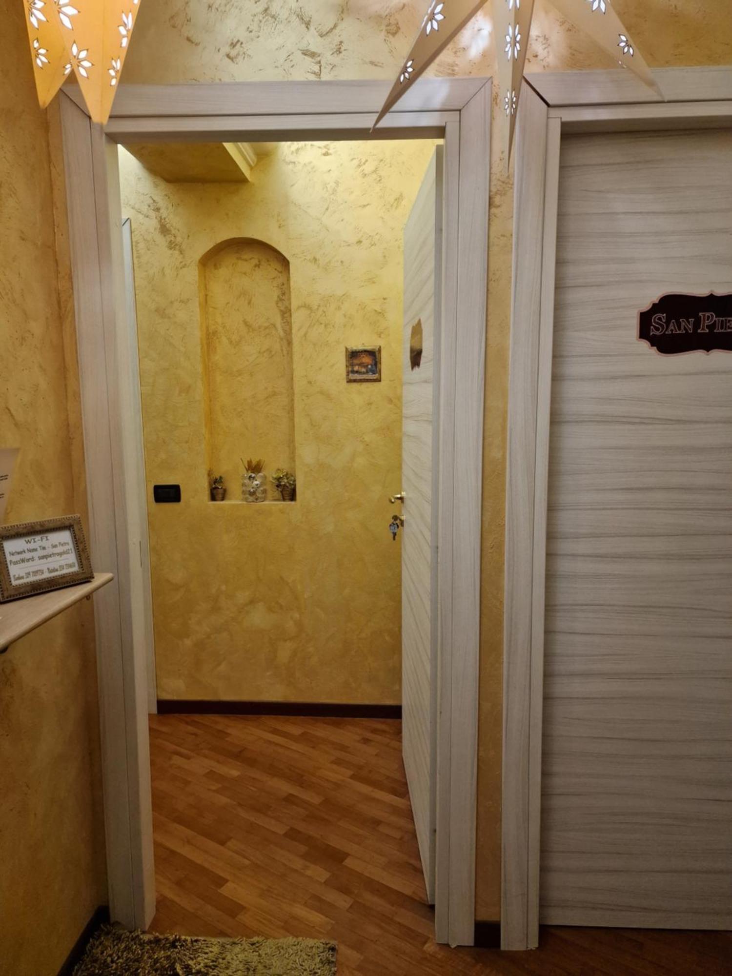 San Pietro Chic Apartment โรม ภายนอก รูปภาพ